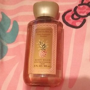 Bath & Body Works Costa Rica Pink Pineapple Sunrise Body Wash